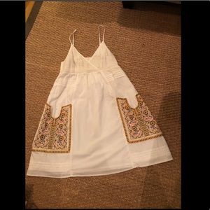 Vanessa Virginia dress w/ embroidered pockets